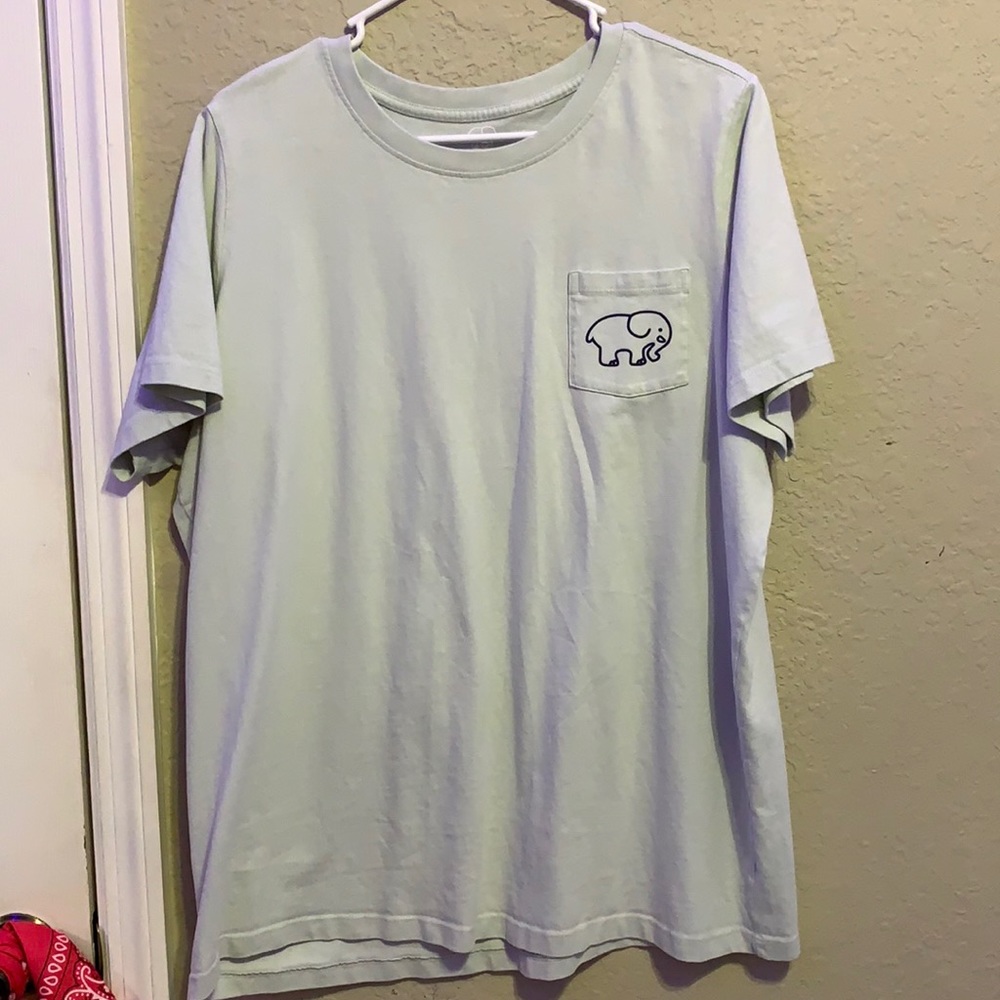 tee shirt